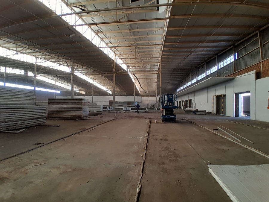 To Let commercial Property for Rent in Zinniaville North West